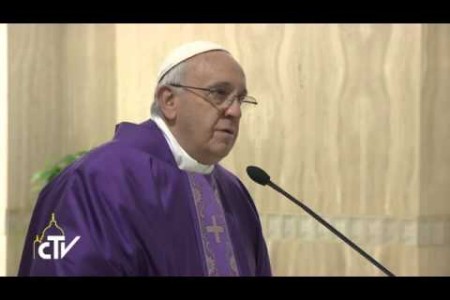 Papa Francesco: lasciamo al Signore di scrivere la storia