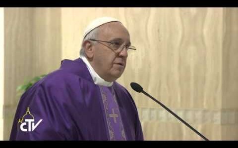 Papa Francesco: lasciamo al Signore di scrivere la storia